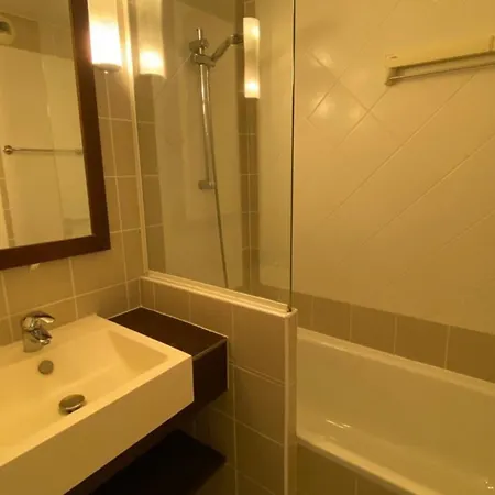 Apartment Very 6 Person With Swimming Pool Tennis Court And Car Park 202 Le Touquet