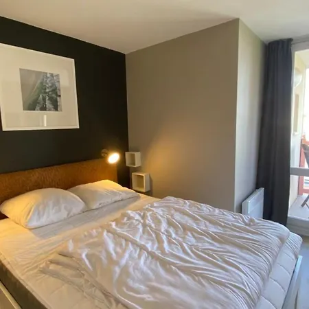 Tres Bel Appt 6 Pers Avec Piscine Sauf Janvier Tennis Et Parking 202