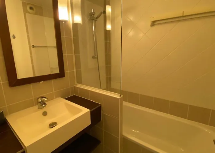 Apartment Tres Bel Appt 6 Pers Avec Piscine Sauf Janvier Tennis Et Parking 202 Le Touquet